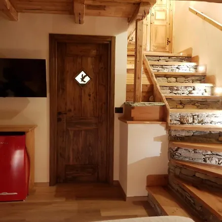 La Maison. Il Nido Dell'aquila * バルドネッキア