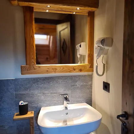 アパート La Maison. Il Nido Dell'aquila *