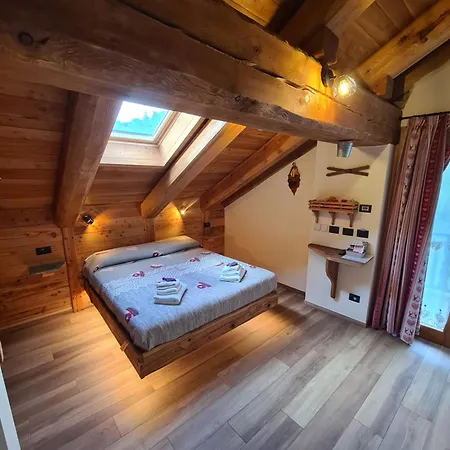 La Maison. Il Nido Dell'aquila アパート *